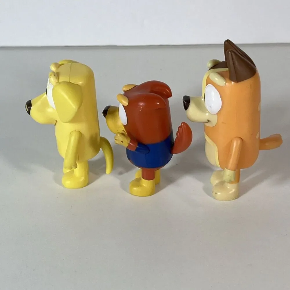 Bluey Chilli Mum Figure Moose Toys Dog Family